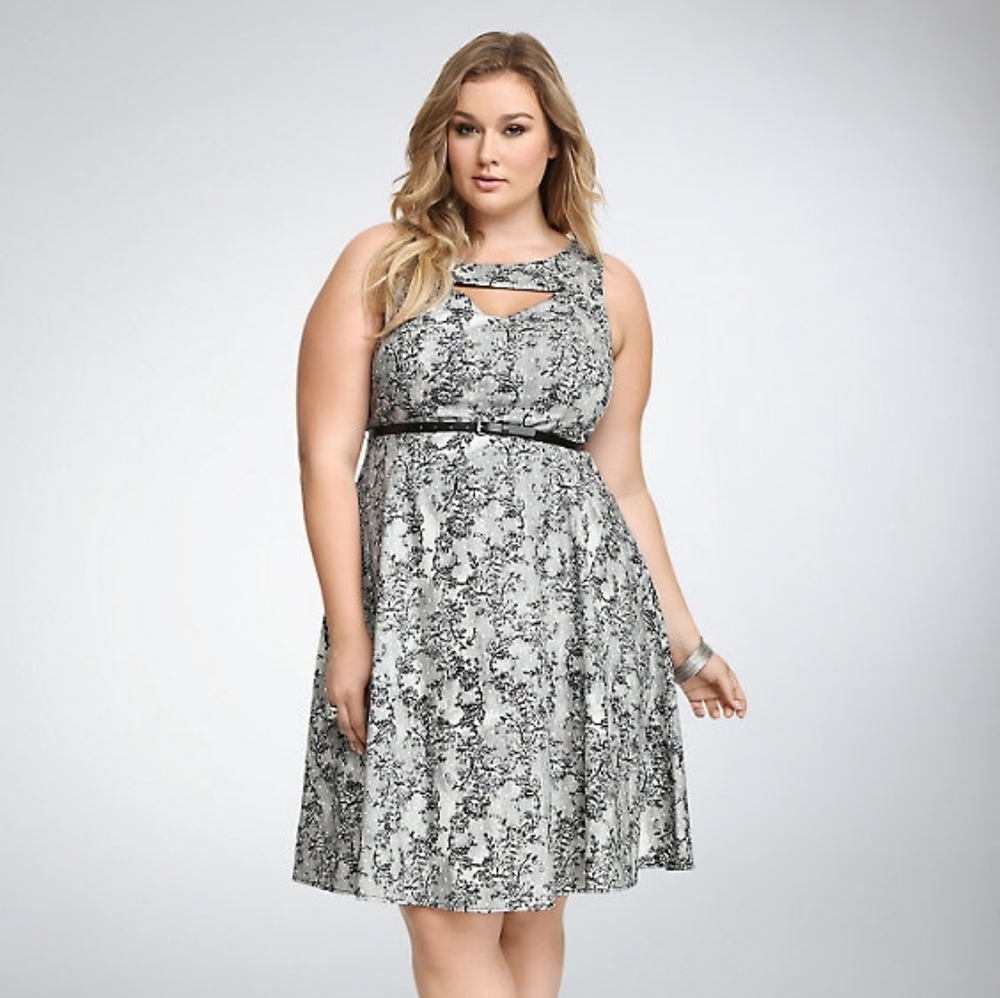 Torrid LACE PRINT SWING‎ DRESS